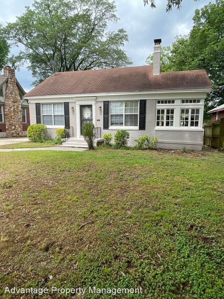 881 N Auburndale St - Photo 3 of 17