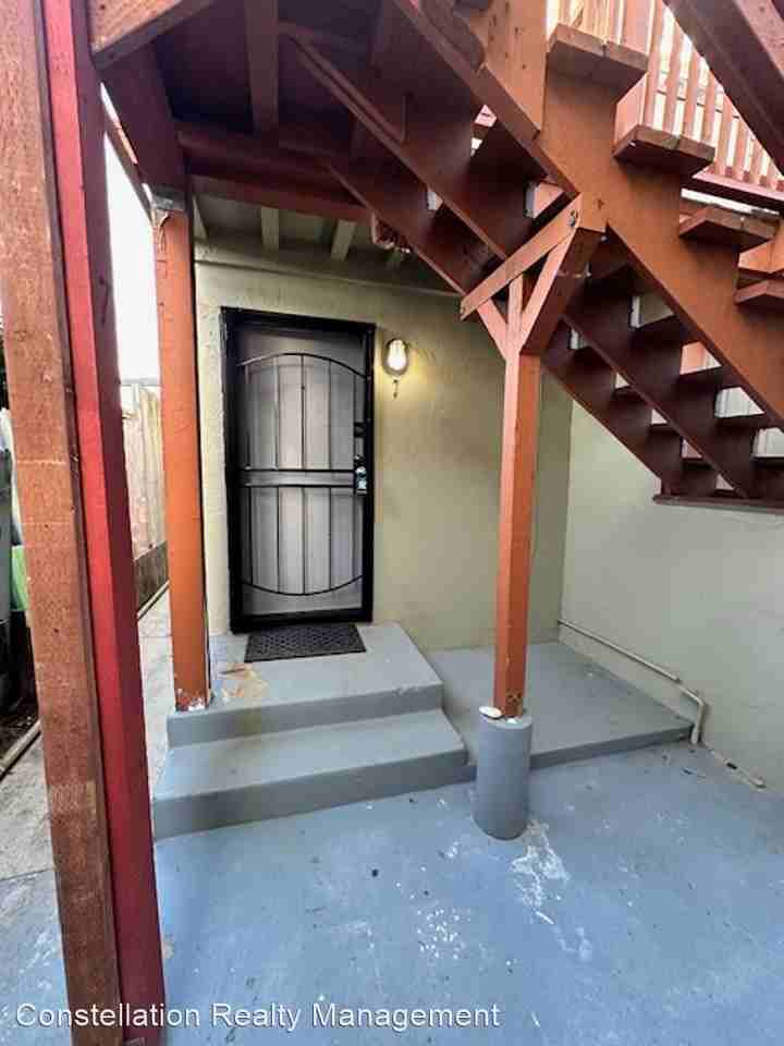 4217 Oliver Ct. - Photo 2 of 6