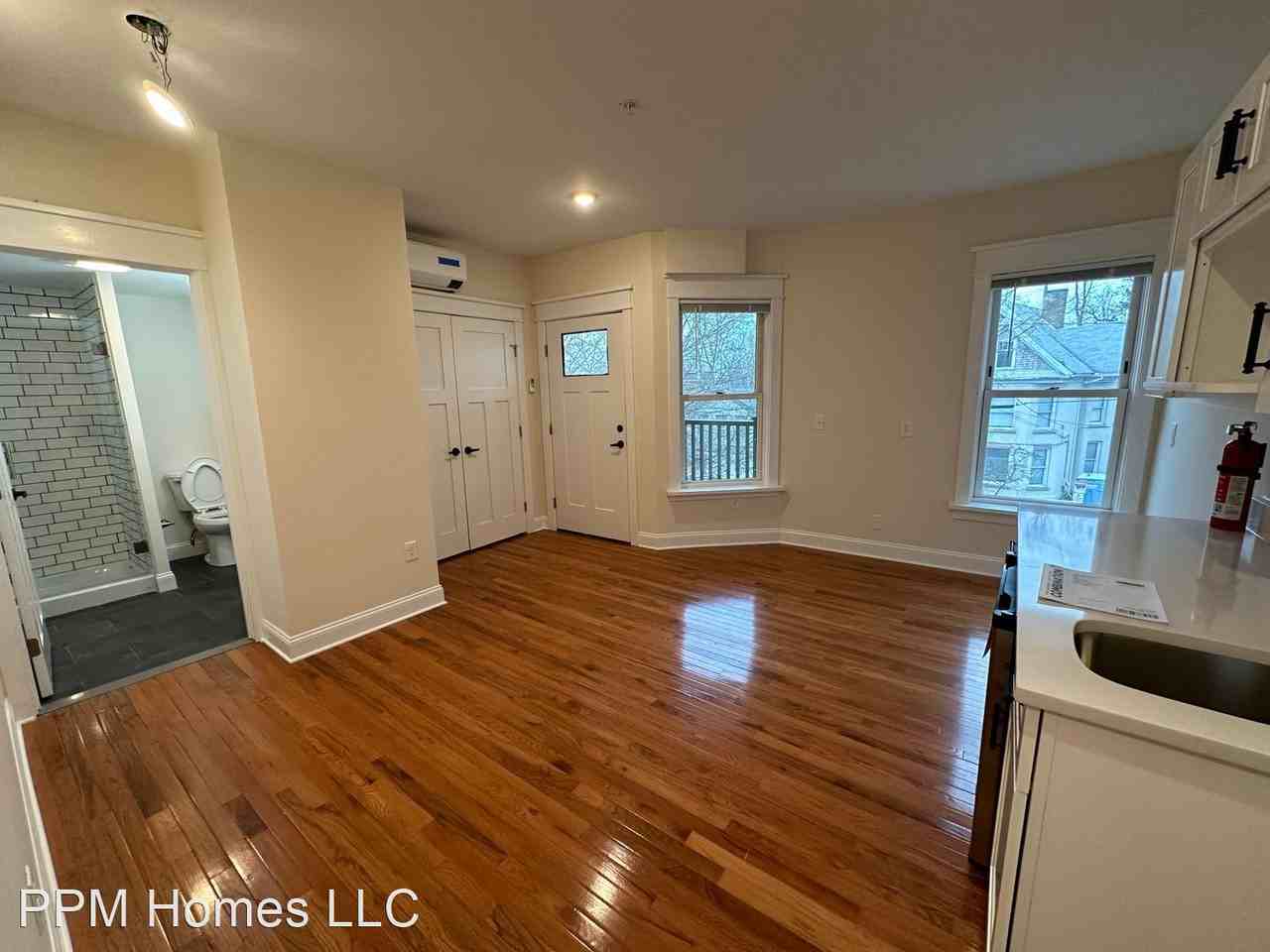 118 Hudson Steet - Photo 2 of 25