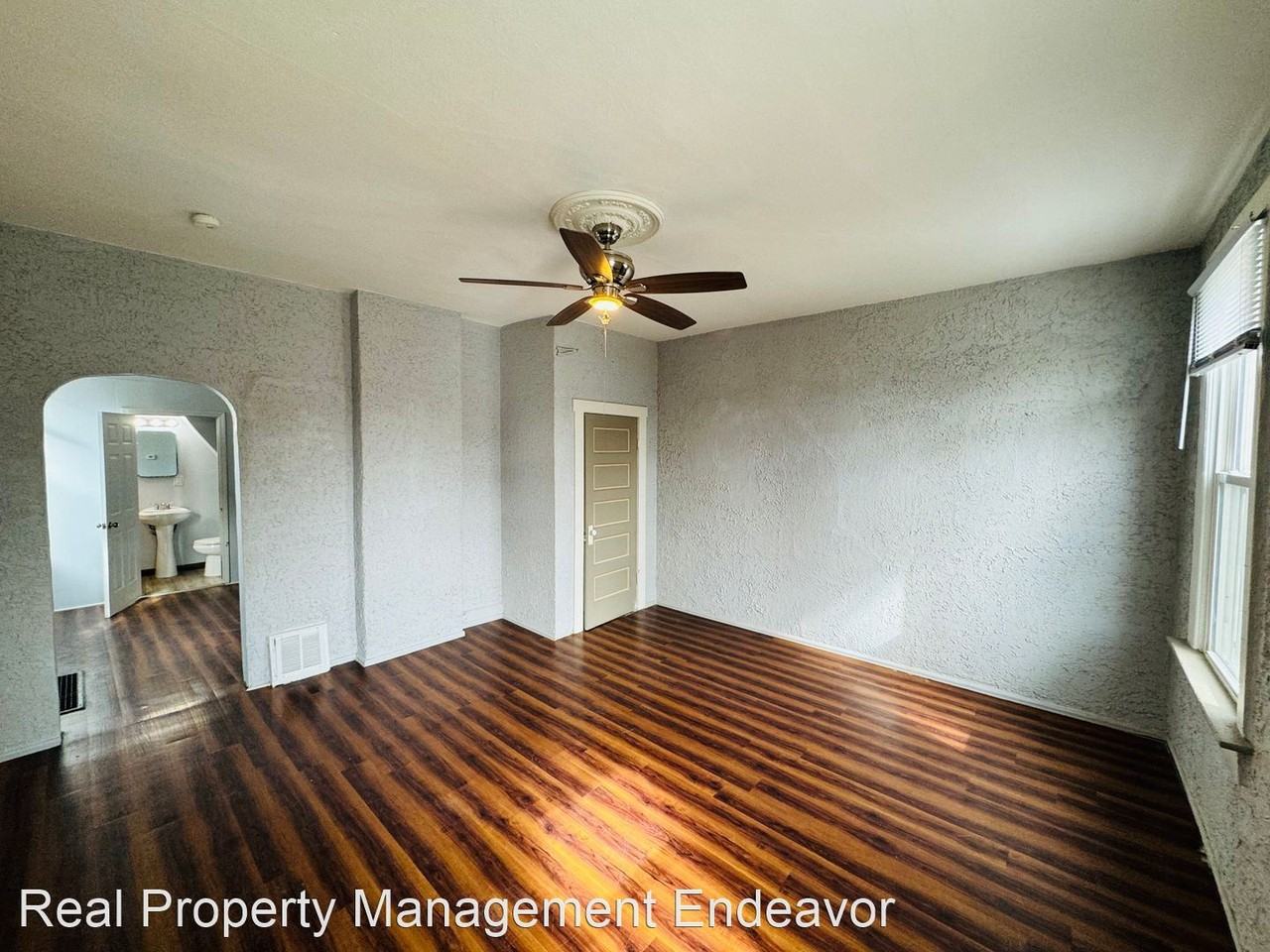 4711 Minnesota Ave - Photo 3 of 15