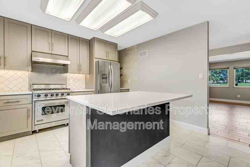 1373 Heritage Lndg - Photo 3 of 23