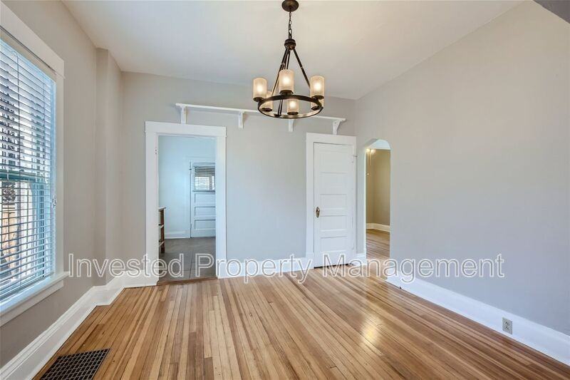 1615 E 5th Ave - Photo 3 of 11