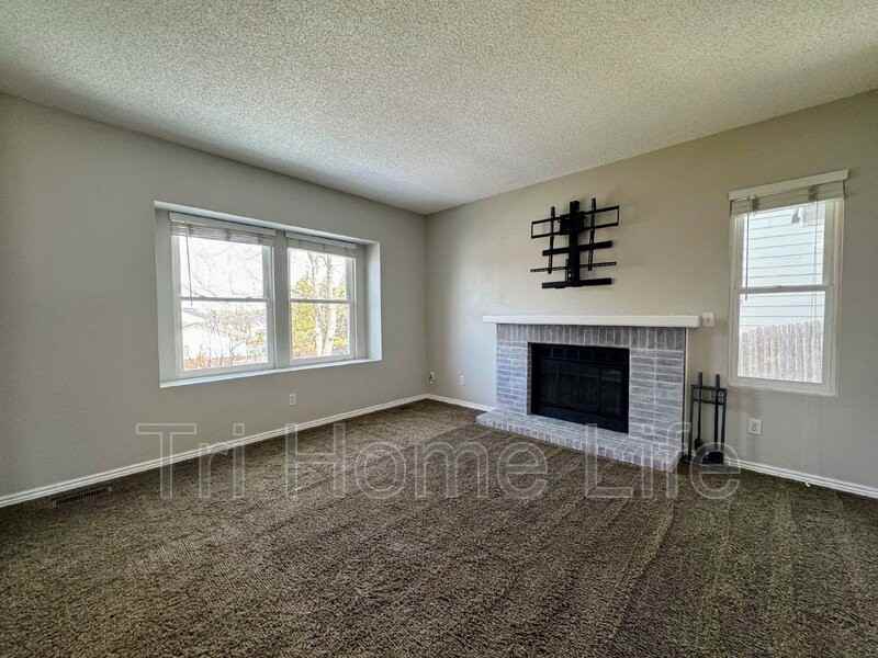 5508 E Prescott Ave - Photo 3 of 26