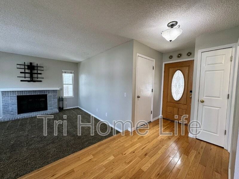 5508 E Prescott Ave - Photo 6 of 26