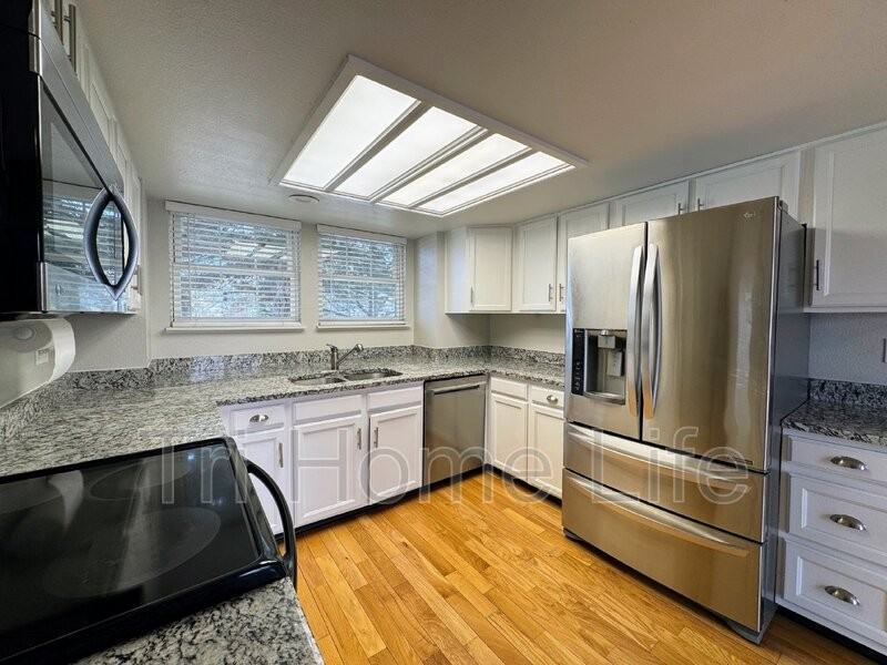 5508 E Prescott Ave - Photo 7 of 26