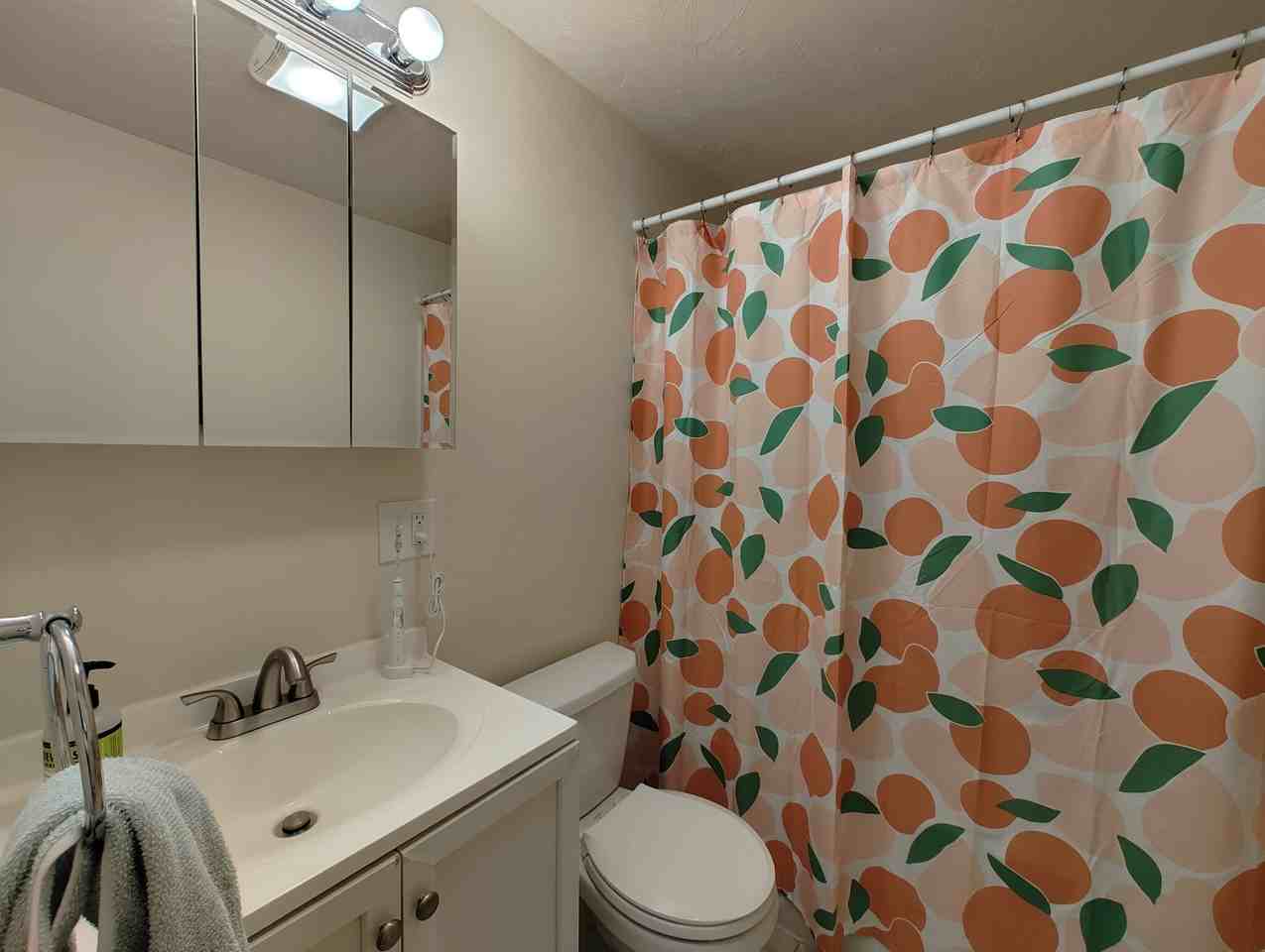 1056 Cambridge St #3F - Photo 3 of 6