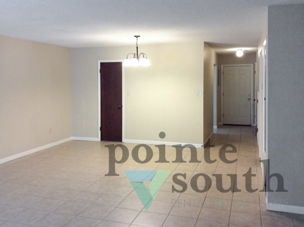514 Parkview Rd Nw #C - Photo 2 of 10
