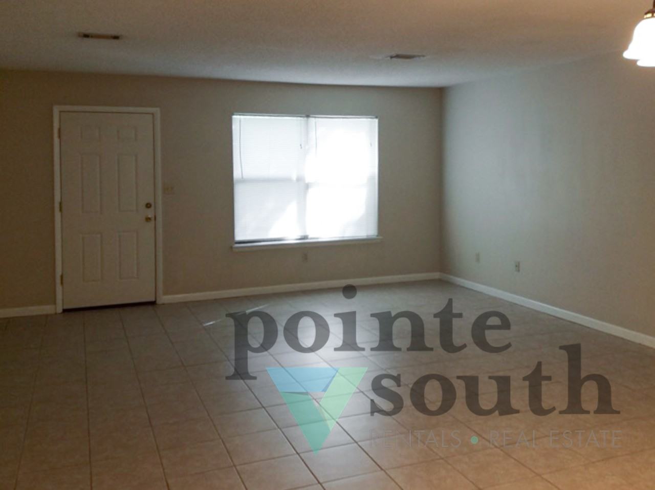514 Parkview Rd Nw #C - Photo 3 of 10