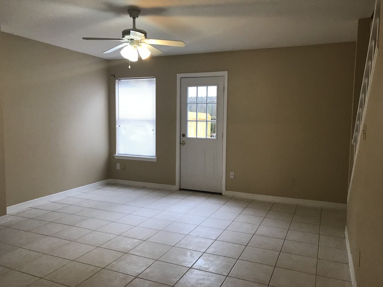 413 Waterway Ln - Photo 6 of 11