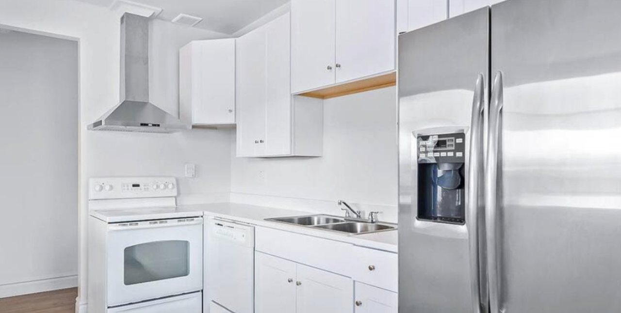 718 S 1st St #NA - Photo 2 of 8