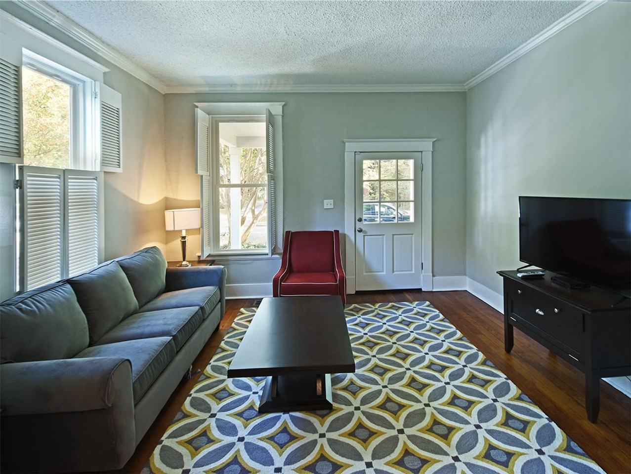 893 Philadelphia St - Photo 2 of 10