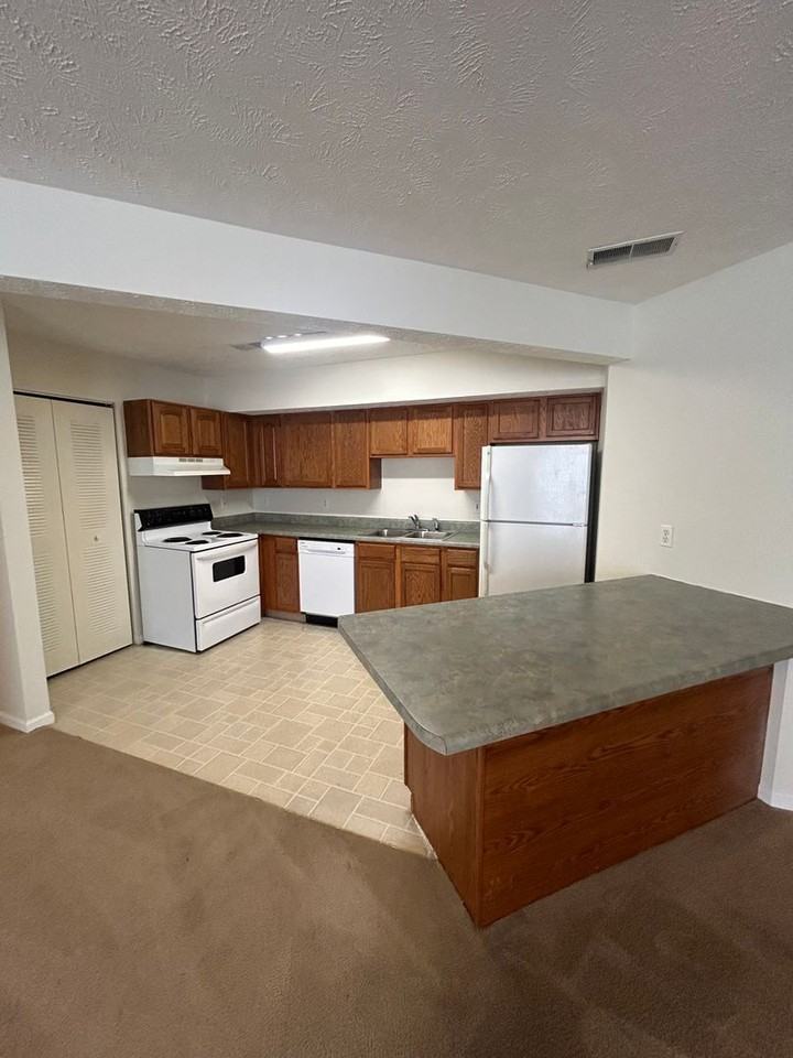 1701 / 1705 RT Dunn - Photo 7 of 18