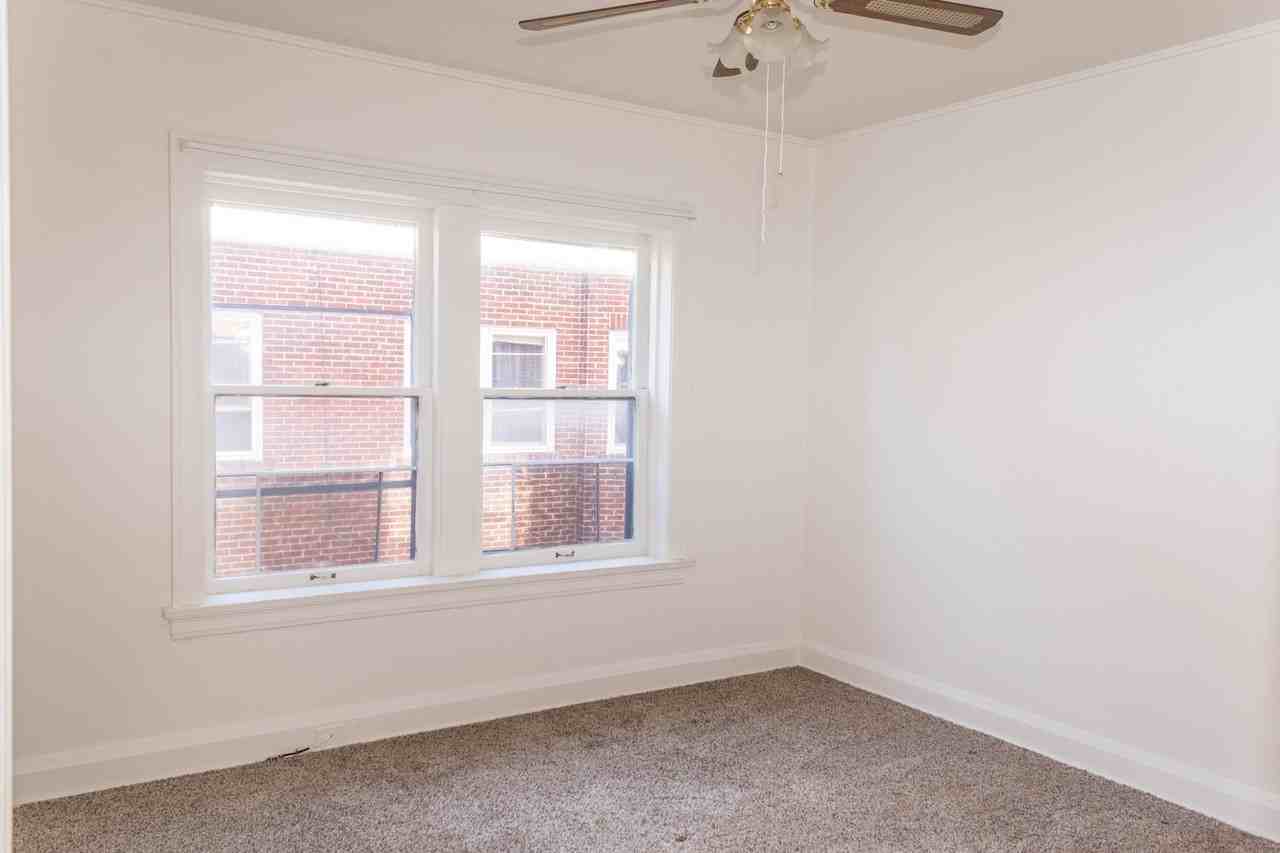 1544 E. Broad Street - Photo 4 of 6