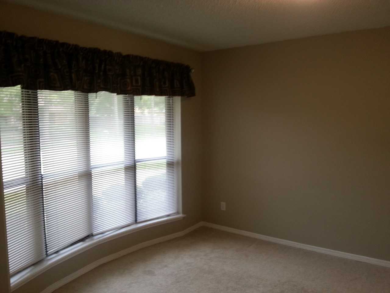 5415 Bayou Dr - Photo 7 of 21