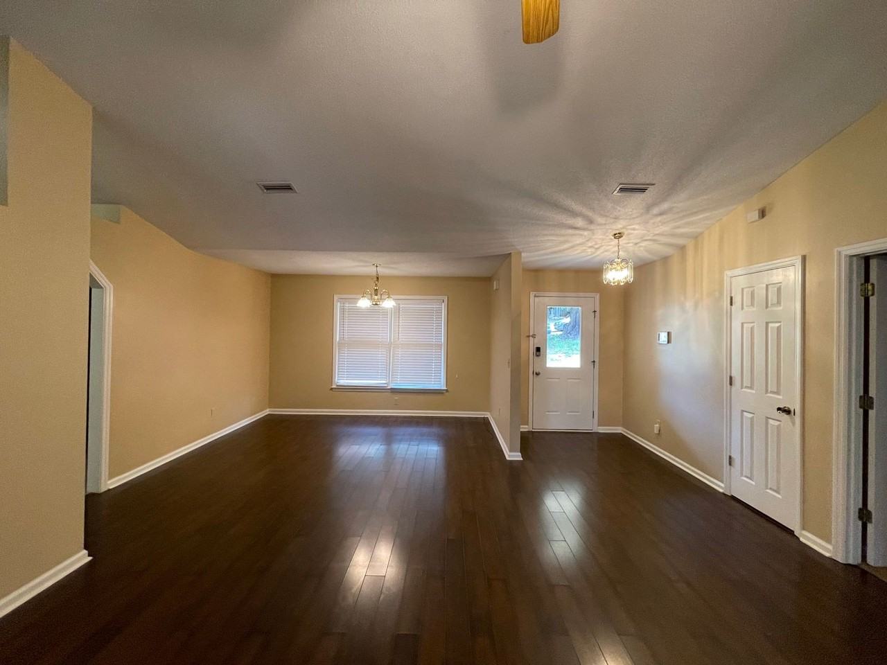 2804 Partridge Ln - Photo 4 of 28