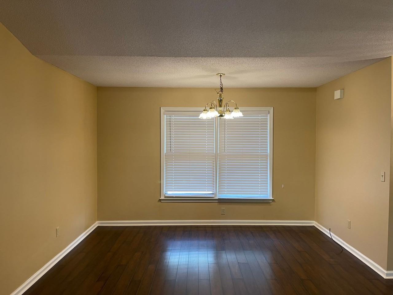 2804 Partridge Ln - Photo 5 of 28