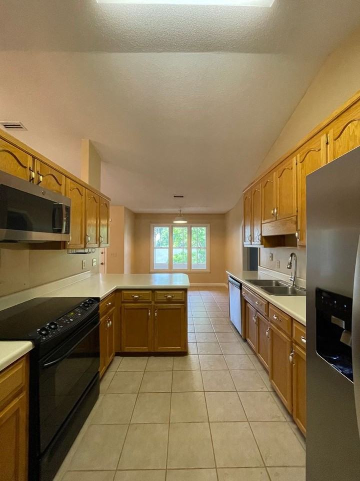 2804 Partridge Ln - Photo 7 of 28