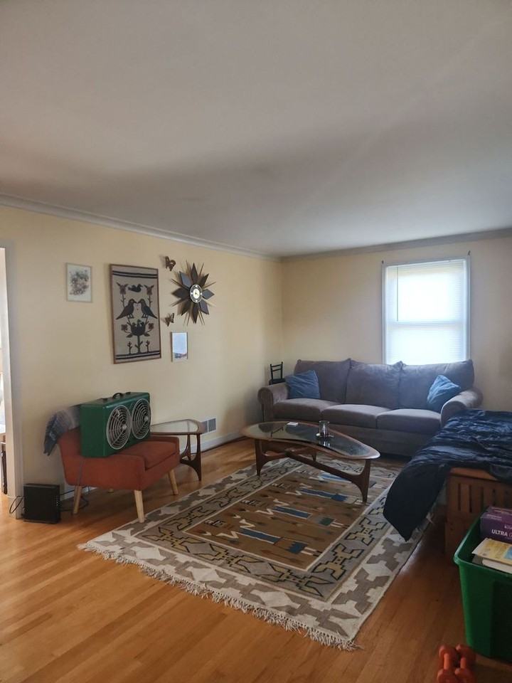 1428 Rutledge Ave - Photo 3 of 8