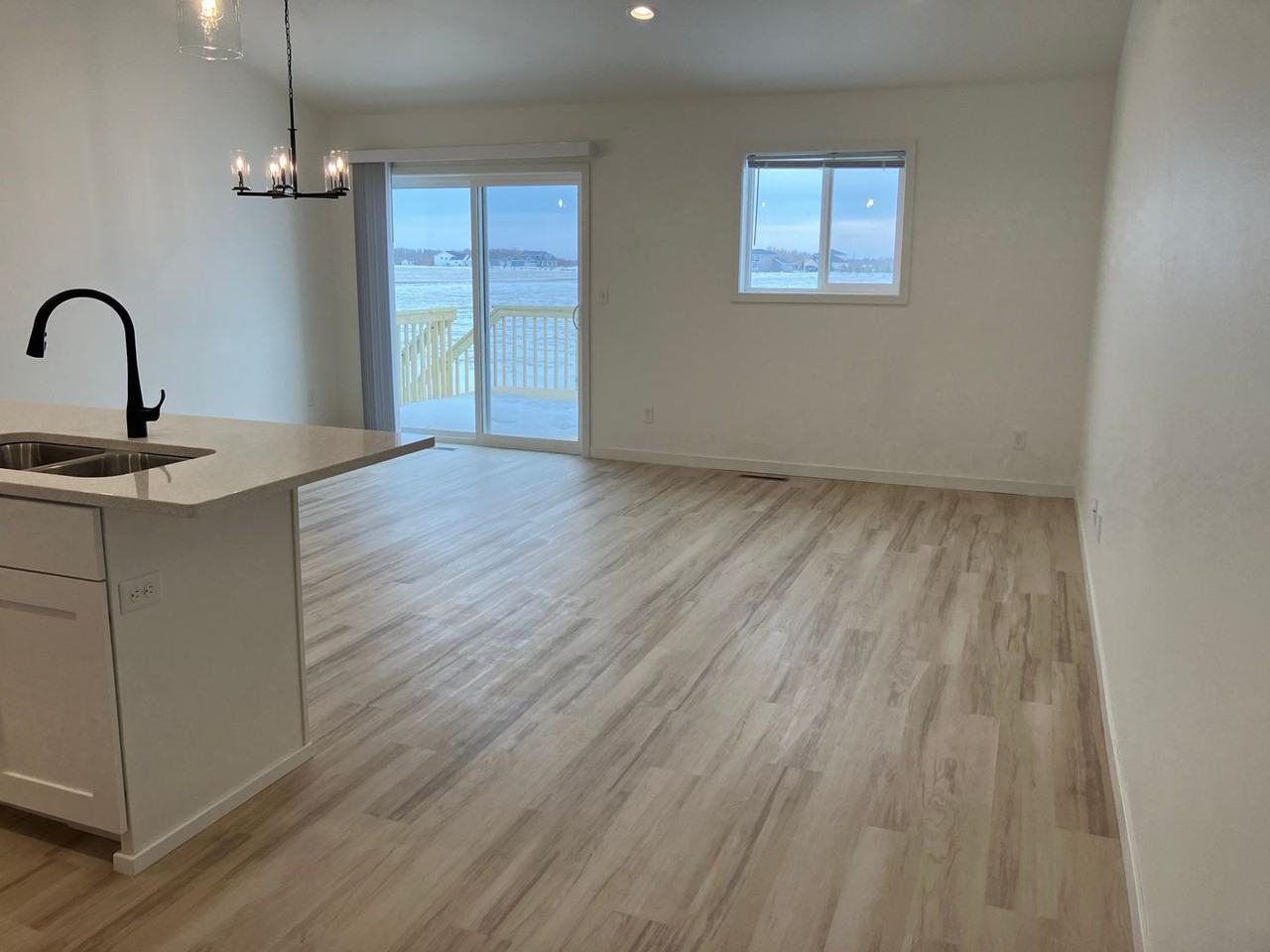 825 5th St Se - Photo 3 of 41