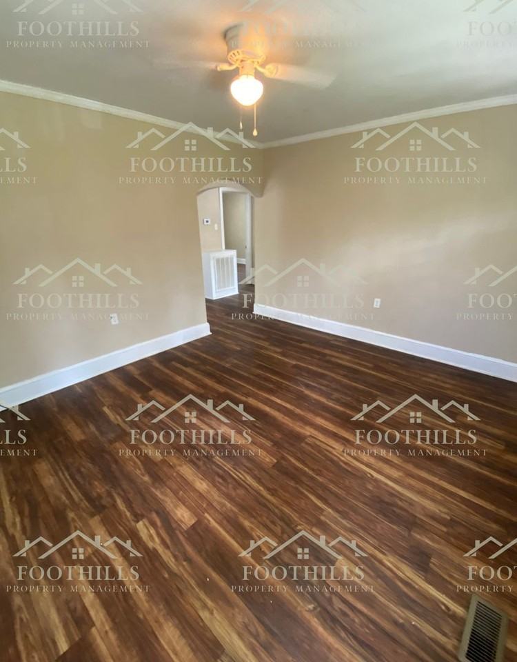 96 North St - Photo 3 of 13