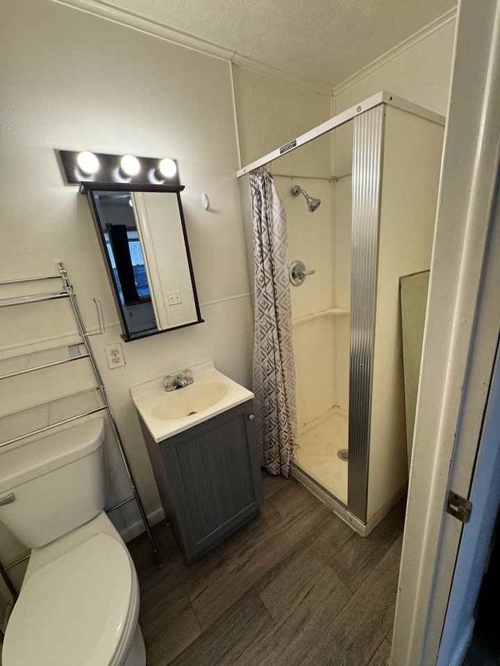 52769 IN-13 - Photo 3 of 5