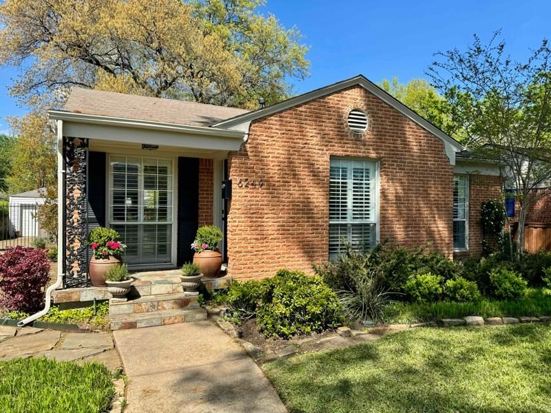 6249 Ravendale Ln - Photo 6 of 16