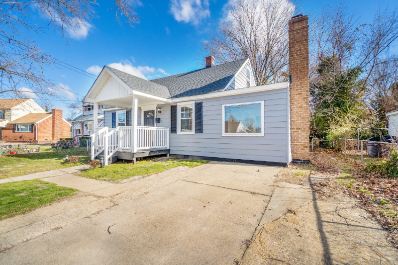 1610 Shiloh Pl - Photo 3 of 19