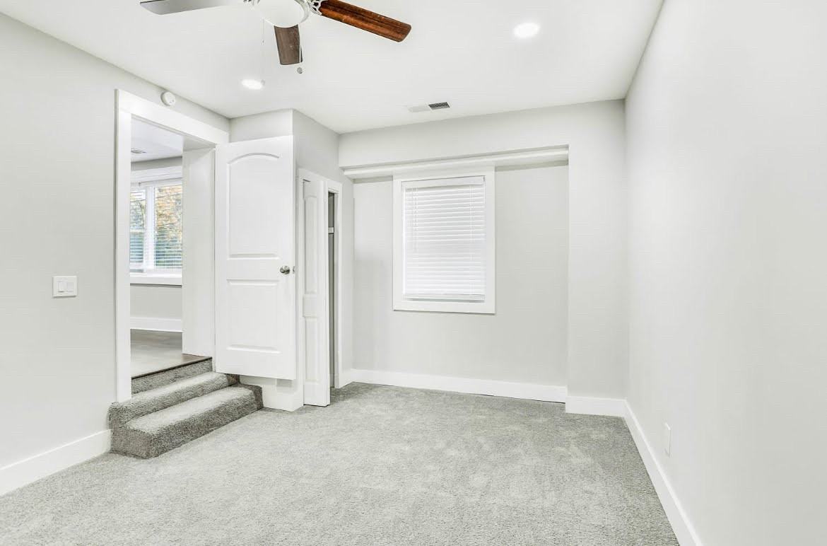 1441 Carter Rd - Photo 2 of 10