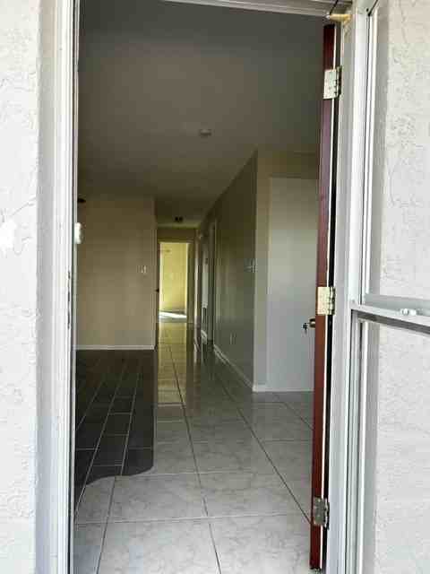 145 174th Ave E #B - Photo 2 of 21