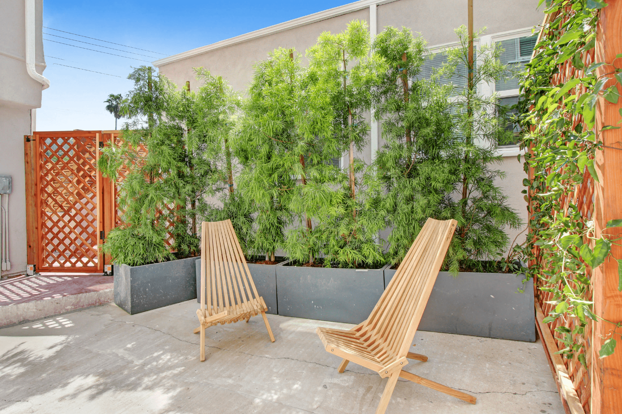 Sunset Apartments - Photo 4 of 12