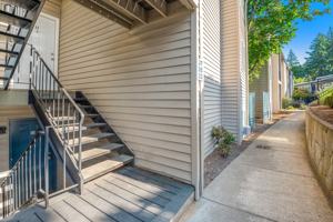 featured image of 4735 Sw Luradel St