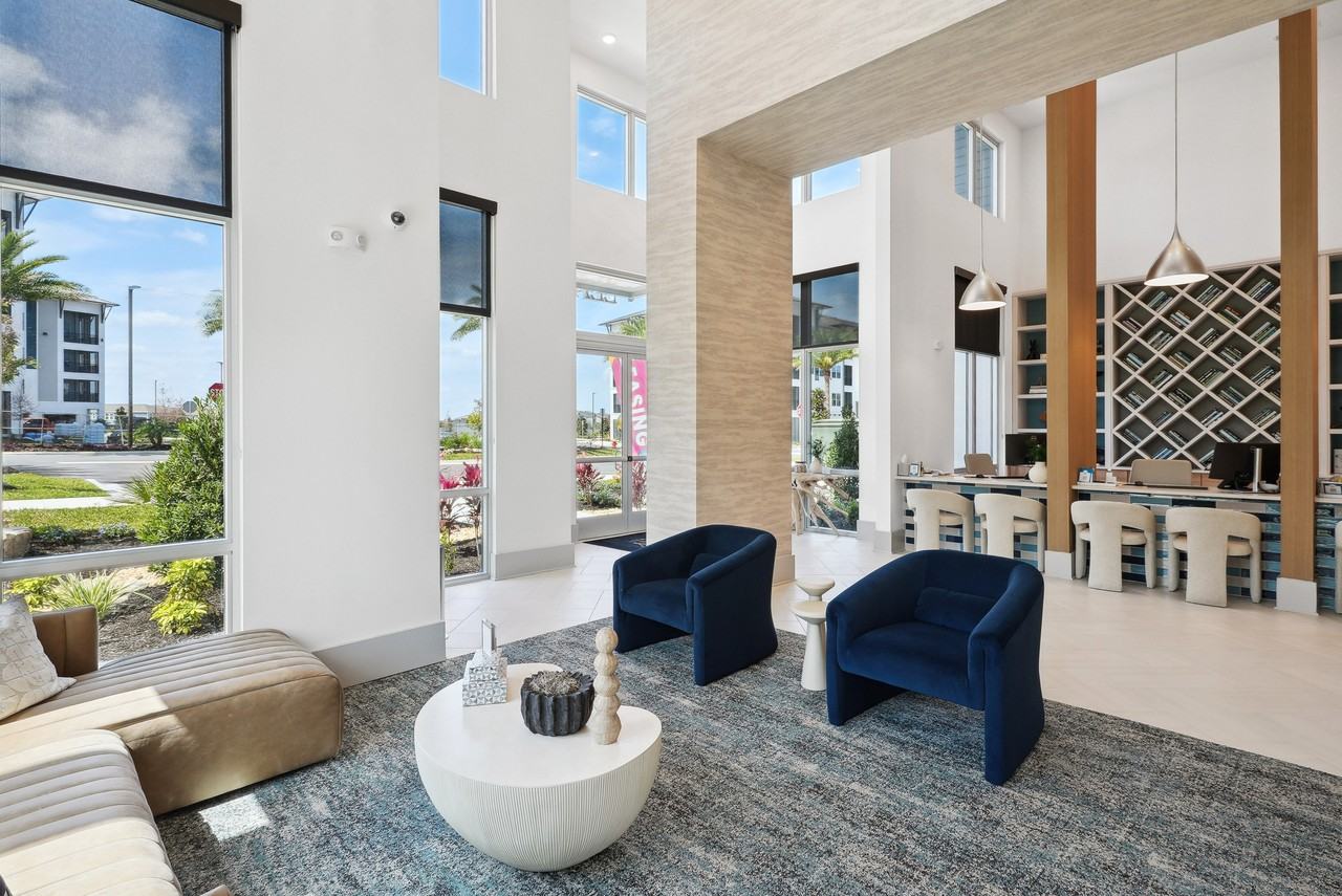 Solay Horizon West - Photo 5 of 30