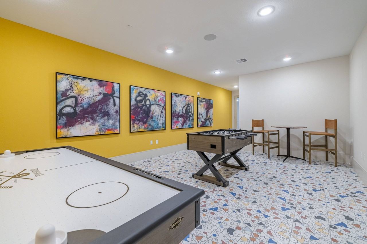 Cendana Olathe - Photo 6 of 28