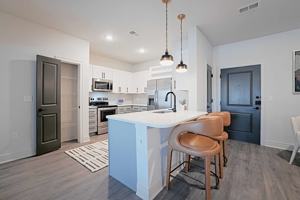 featured image of 11228 S Ridgeview Rd