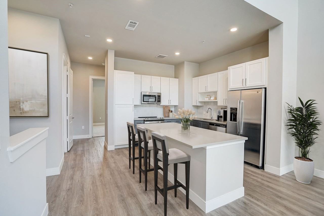 Westvale - Photo 7 of 35