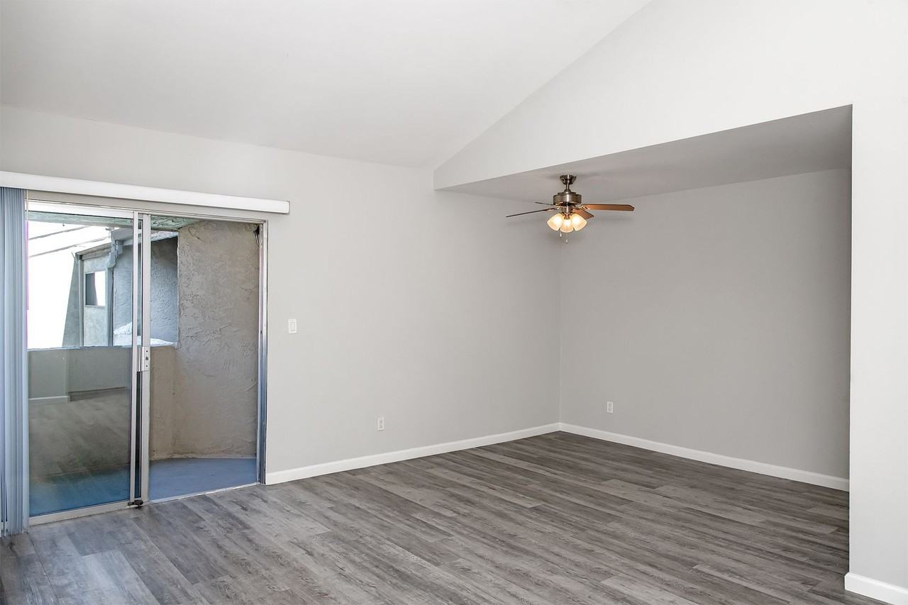 mon930 - Photo 3 of 30