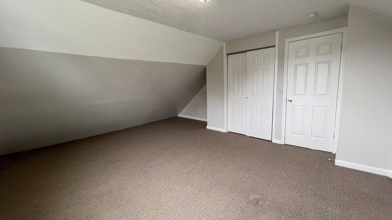 132 Andover St - Photo 3 of 27