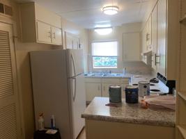 featured image of 1717 Hackberry Ln