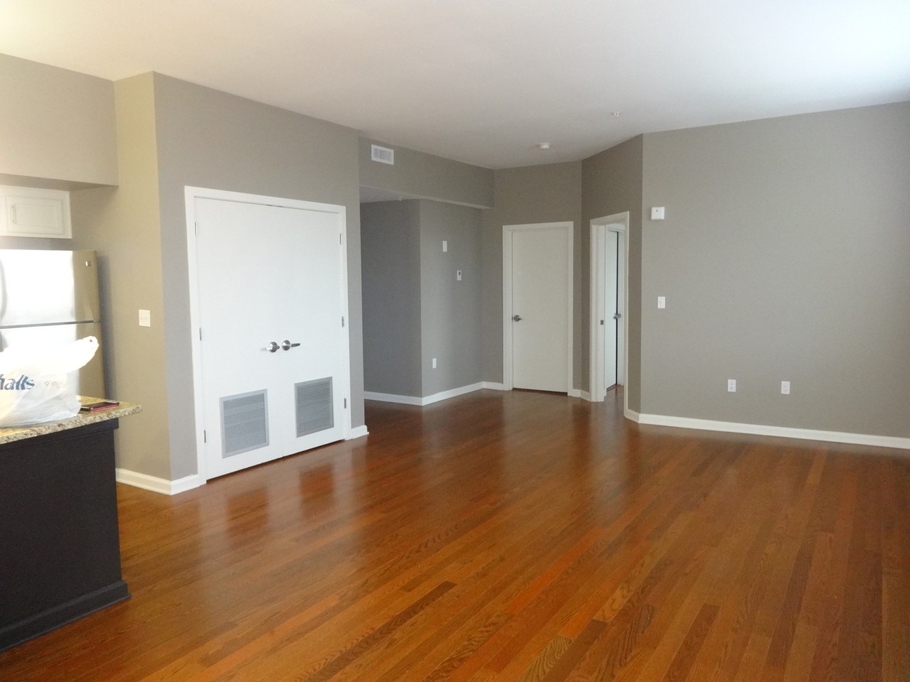459 Locust Avenue - Photo 7 of 50