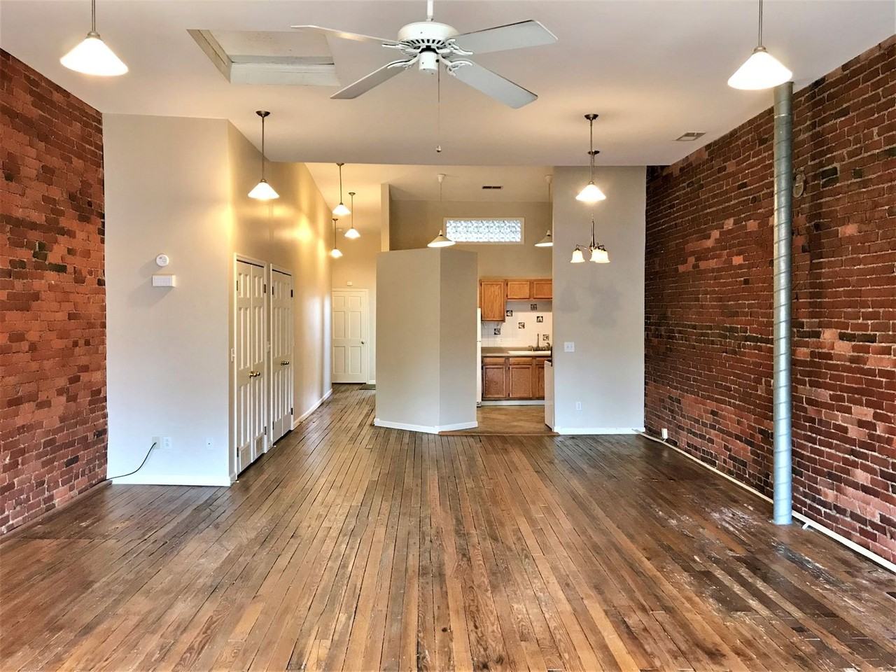 216 Front St - Photo 2 of 15