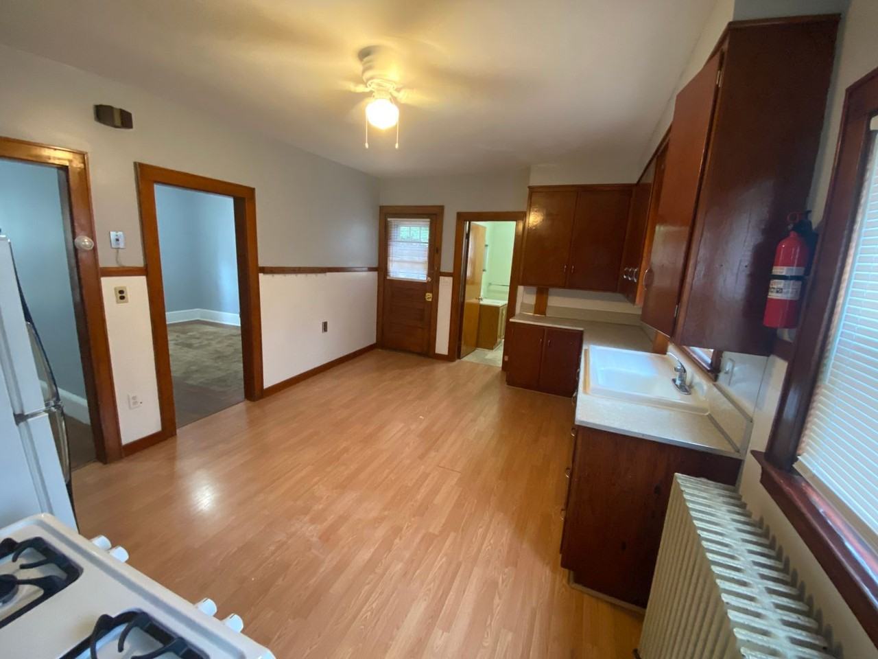314 Cartier St #1 - Photo 3 of 11