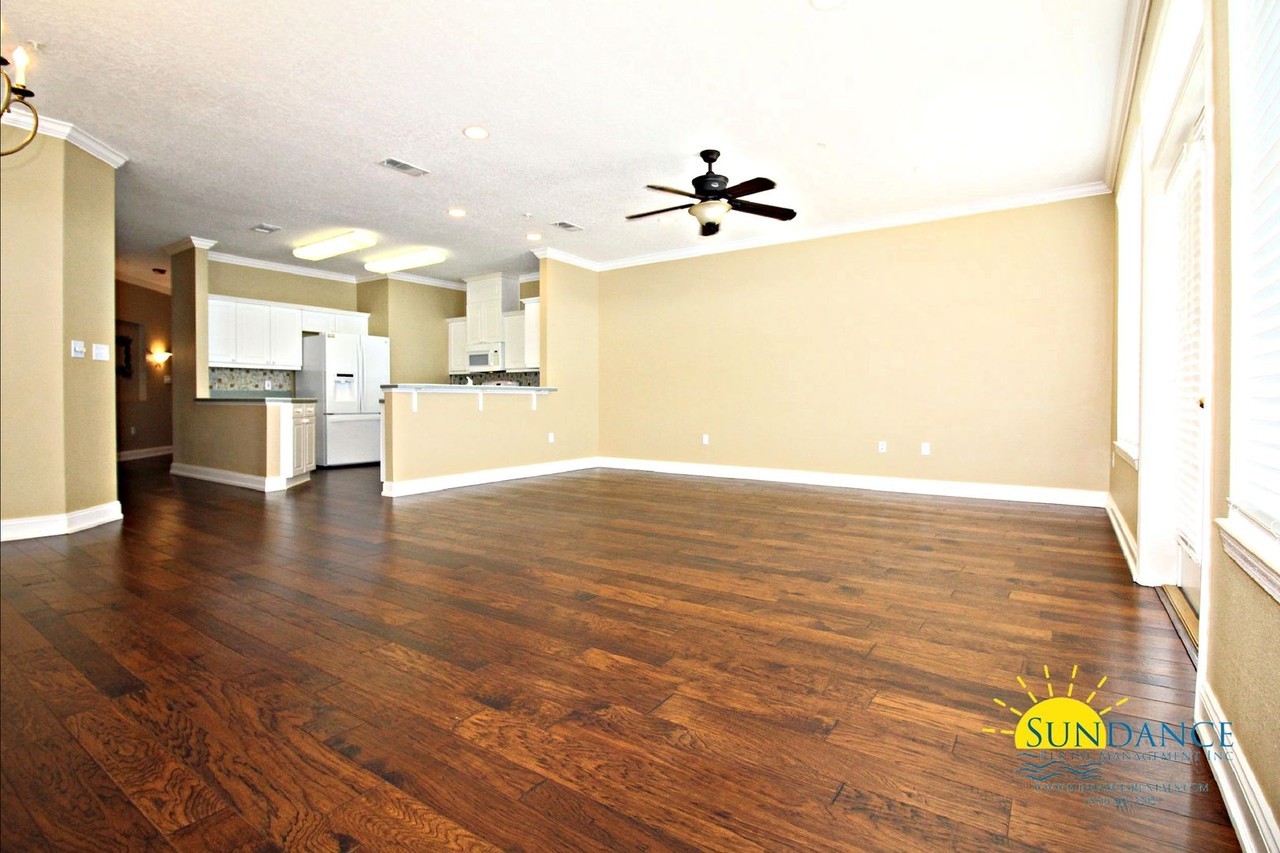227 Alconese Ave Se #F - Photo 3 of 28