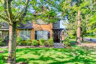 977 Ne 73rd Ave - Photo 1 of 1