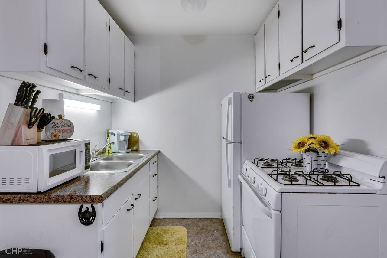 Camelot XI - Photo 5 of 8