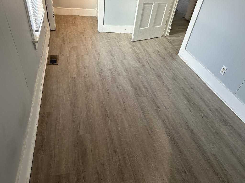 359 Ellerman Street - Photo 2 of 5