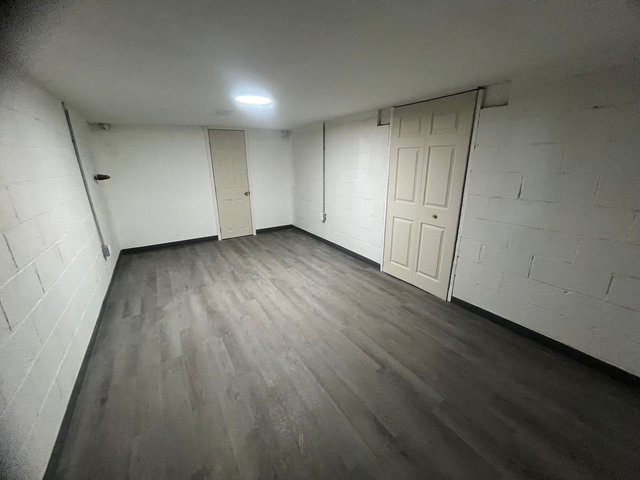 148 N Broadleigh Rd - Photo 2 of 14