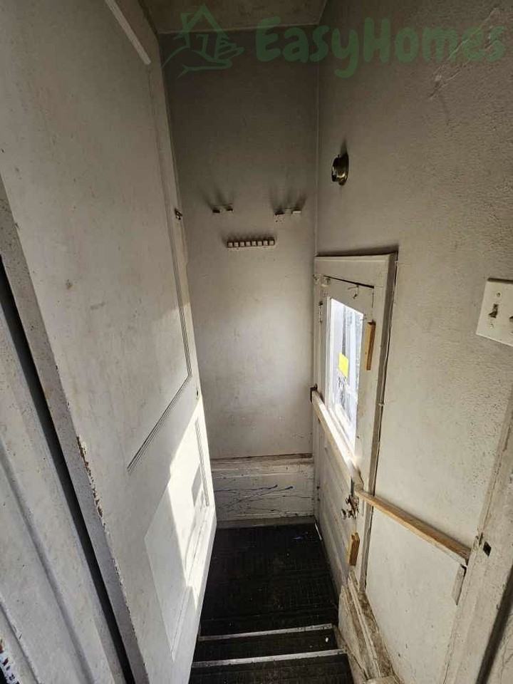 824 West Mac Queen Avenue - Photo 3 of 9