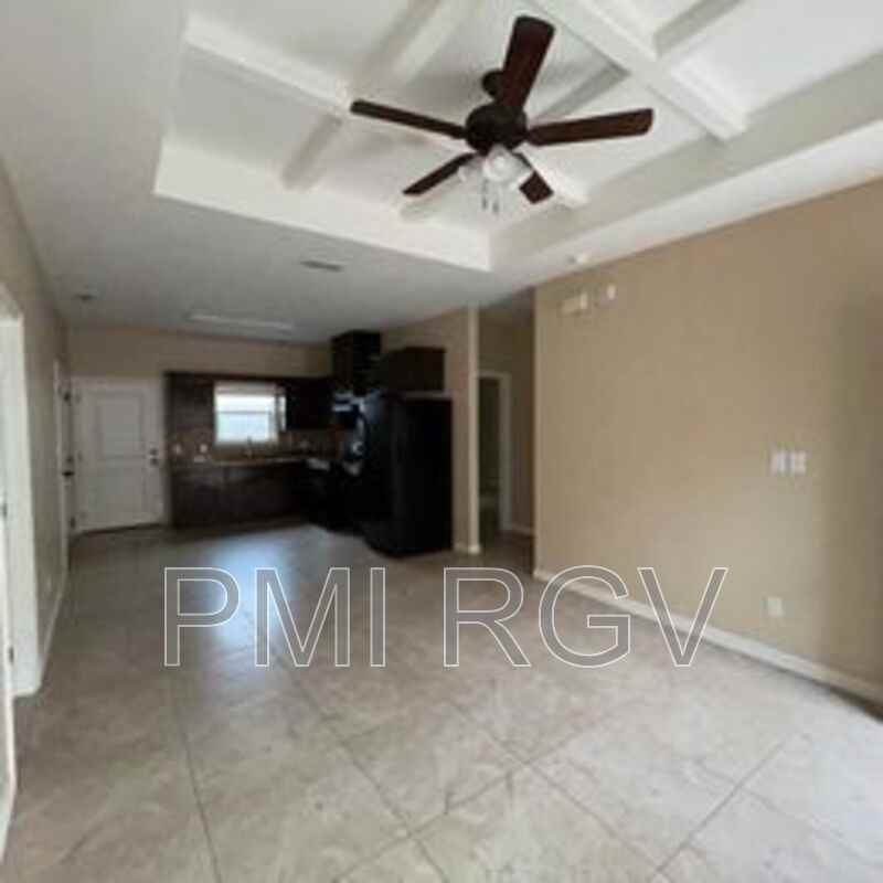 2601 E Garfield Ave #2 - Photo 2 of 29