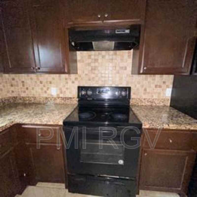 2601 E Garfield Ave #2 - Photo 3 of 29