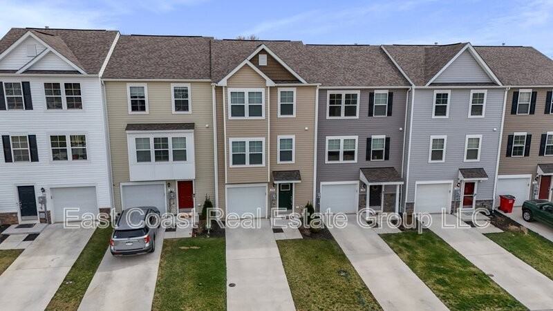 158 Nocking Point Blvd - Photo 2 of 38